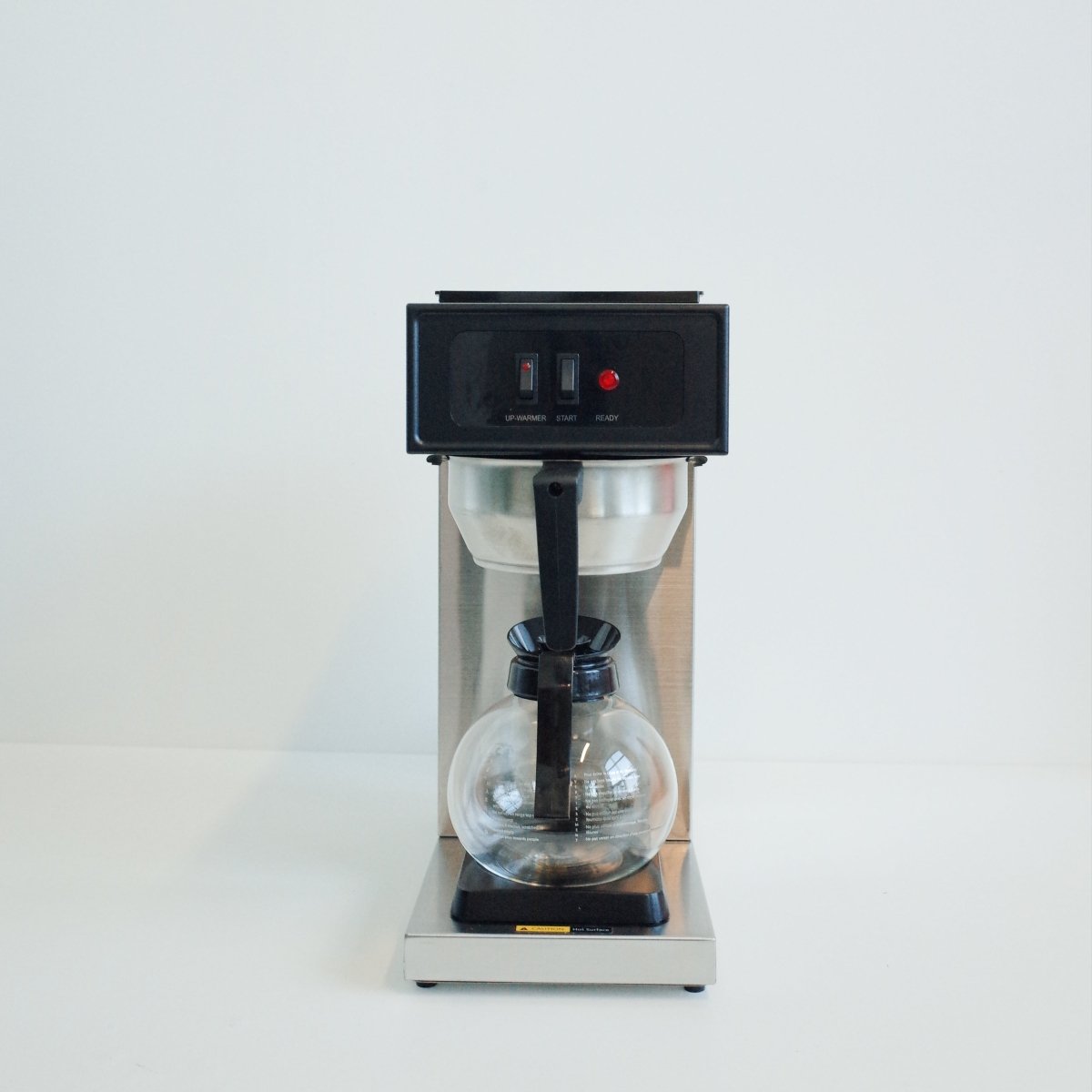 Classic Series Commercial Coffee Brewer — Manual Fill - Café Liégeois Canada Inc.