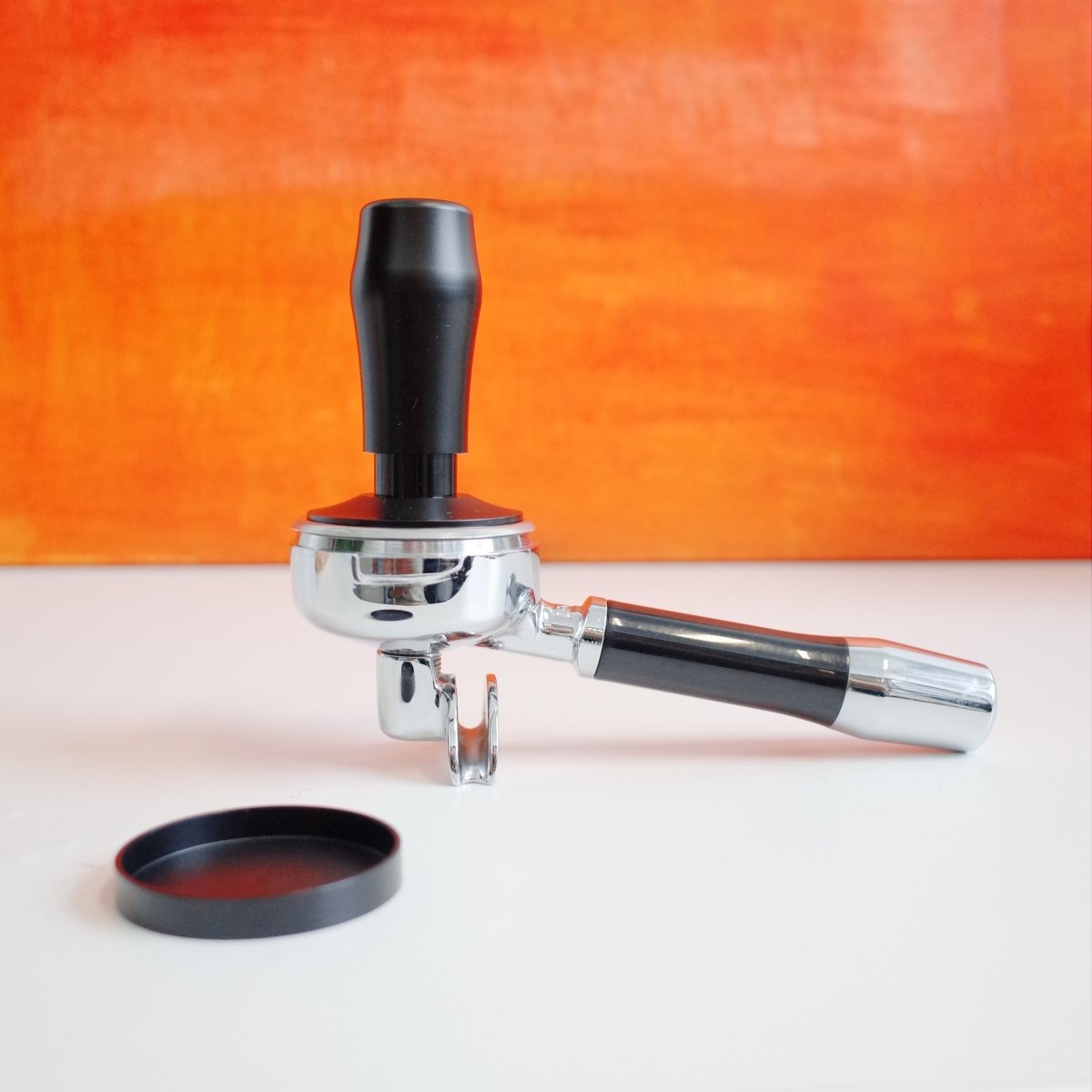 Minimalist black precision Calibrated Tamper – 58mm - Café Liégeois Canada Inc.